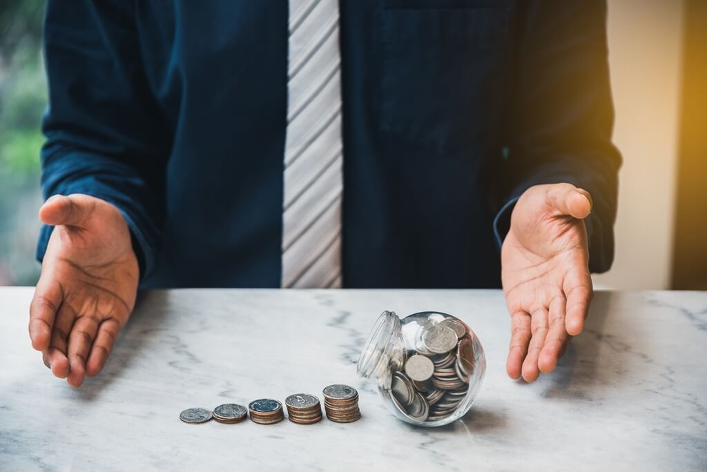 來找我們高雄汽車借款~~~~還給你公司票貼!!!!!!