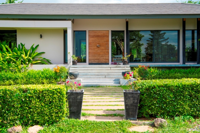 揮別園藝造景淡旺季,看準時節執行正確的樹木修剪